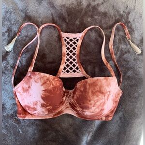 Shade and Shore 34D Tie Dye Bikini Top